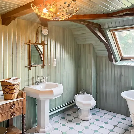 بيت للعطل Maison Auvergnate A Cote De Salers - 4 - Parking, Garage - Jardin - Salle De Jeux Drugeac