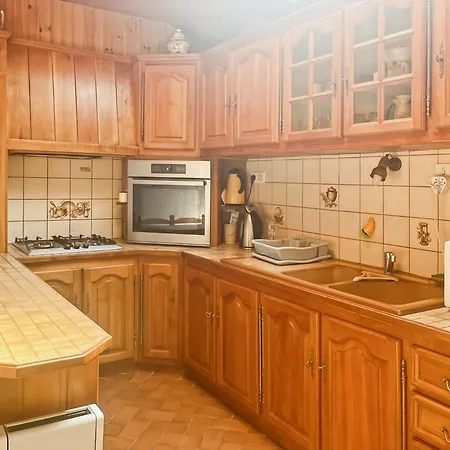 Maison Auvergnate A Cote De Salers - 4 - Parking, Garage - Jardin - Salle De Jeux بيت للعطل *