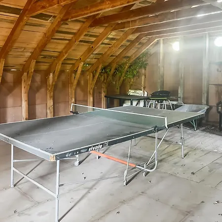 بيت للعطل Maison Auvergnate A Cote De Salers - 4 - Parking, Garage - Jardin - Salle De Jeux *